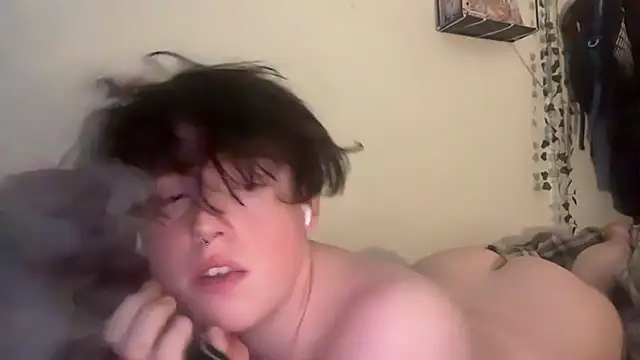 JacobHiltonn online show from April 2026 10:03:01 AM