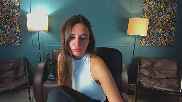 NicoleWells22 online show from May 2026 03:57:02 AM