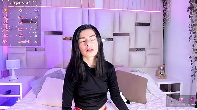 mariana  thompson online show from July 2026 02:39:01 AM