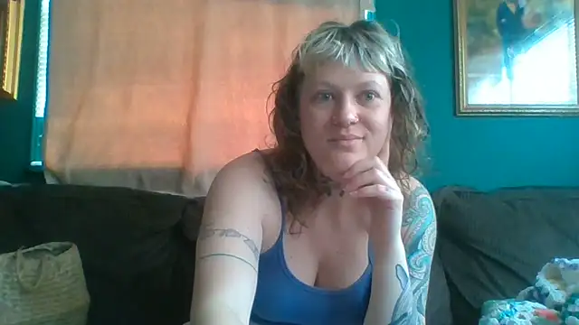 RosieSwitchBitch online show from June 2026 10:39:02 AM
