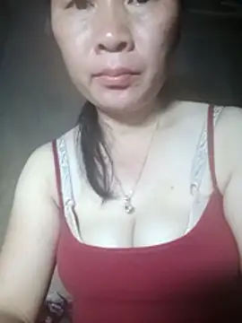 Snapshot of Lella_01 chatting on June 2026 12:32:02 AM Lella 01 online show from June 2026 12:32:02 AM