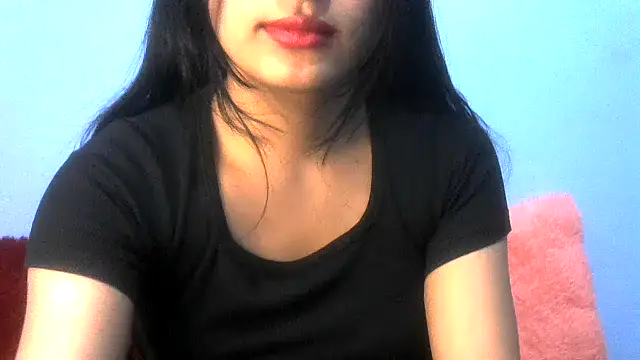 Snapshot of sharmeeli_sima chatting on May 2026 02:18:01 AM sharmeeli sima online show from May 2026 02:18:01 AM