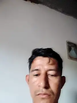 Snapshot of chicolargo17 chatting on April 2026 11:41:02 AM chicolargo17 online show from April 2026 11:41:02 AM