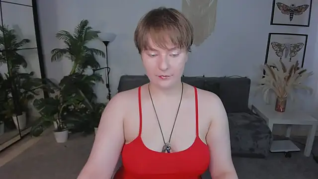 Snapshot of MelittaStorrie chatting on May 2026 07:14:02 AM MelittaStorrie online show from May 2026 07:14:02 AM