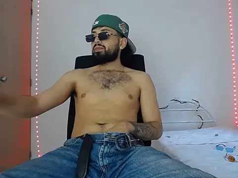 camilorestrepo77 online show from June 2026 07:08:02 PM