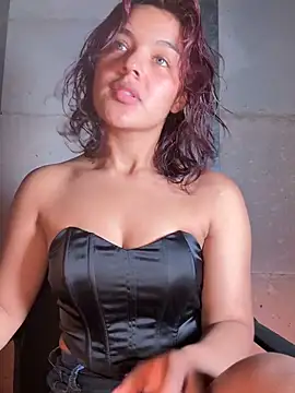 Snapshot of mariannella chatting on May 2026 02:56:02 PM mariannella online show from May 2026 02:56:02 PM