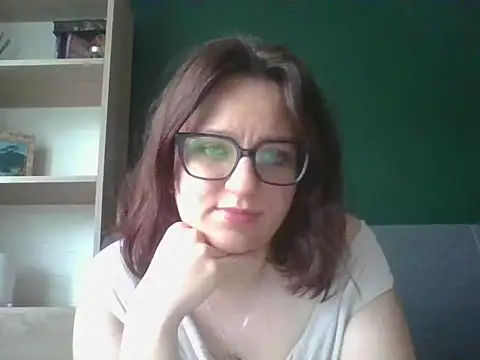 Snapshot of sensual_paris chatting on May 2026 05:36:02 AM sensual paris online show from May 2026 05:36:02 AM