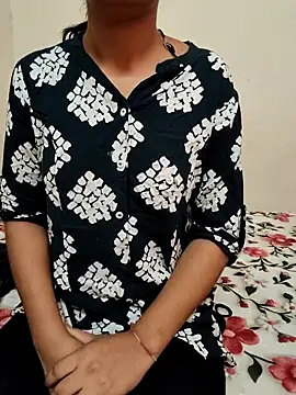Snapshot of ananya_rawat chatting on May 2026 06:52:02 AM ananya rawat online show from May 2026 06:52:02 AM