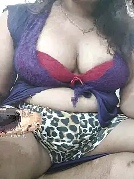 HD Queen 69 online show from July 2026 09:28:02 PM