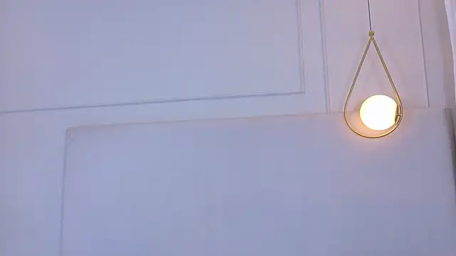 ZoeyPetit online show from July 2026 01:03:01 PM