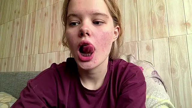 Malinwitch online show from July 2026 06:37:02 AM