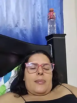 Snapshot of Bella_Morena27 chatting on May 2026 04:07:01 AM Bella Morena27 online show from May 2026 04:07:01 AM