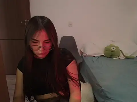 Snapshot of abbyyandmaxx chatting on May 2026 04:01:02 PM abbyyandmaxx online show from May 2026 04:01:02 PM