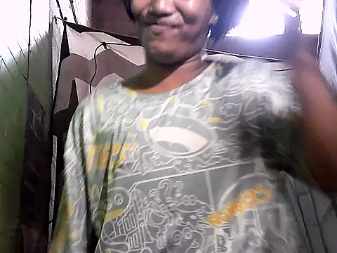 Snapshot of bj_l0ve chatting on May 2026 06:43:02 AM bj l0ve online show from May 2026 06:43:02 AM