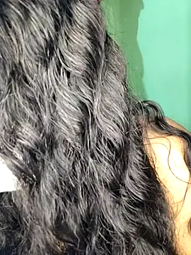 Snapshot of tamil_butterfly chatting on May 2026 08:17:01 PM tamil butterfly online show from May 2026 08:17:01 PM
