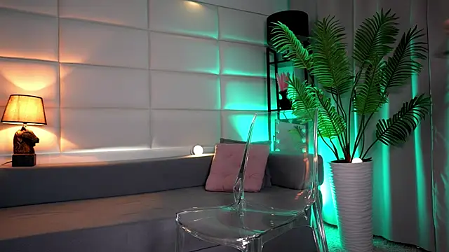 Juliadragon online show from November 2025 02:21:02 AM