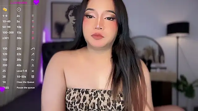 Snapshot of Sensual_Ekang chatting on July 2026 06:01:02 PM Sensual Ekang online show from July 2026 06:01:02 PM