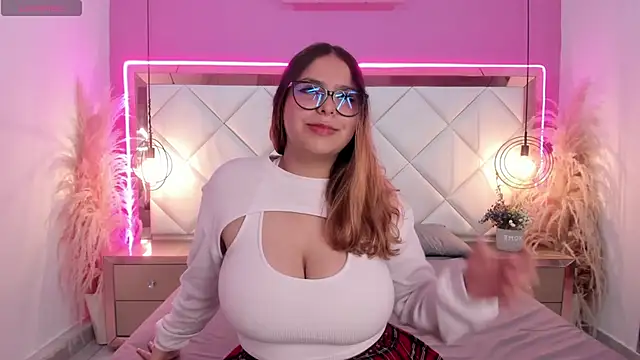 Sabrinaleblanc online show from June 2026 12:41:02 AM