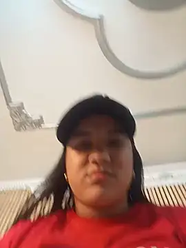 Snapshot of NATY_BUSTOS chatting on May 2026 01:35:01 AM NATY BUSTOS online show from May 2026 01:35:01 AM