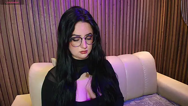 Snapshot of AnnyBonne9 chatting on June 2026 11:44:02 AM AnnyBonne9 online show from June 2026 11:44:02 AM