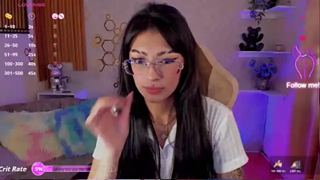 Snapshot of mia_smoke_ chatting on May 2026 02:11:01 PM mia smoke online show from May 2026 02:11:01 PM