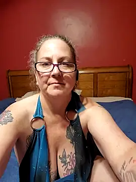 Snapshot of Harleygirl73 chatting on May 2026 01:14:01 AM Harleygirl73 online show from May 2026 01:14:01 AM