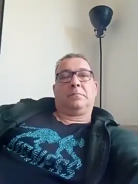 Snapshot of Soloyan chatting on February 2025 05:04:02 PM Soloyan online show from February 2025 05:04:02 PM