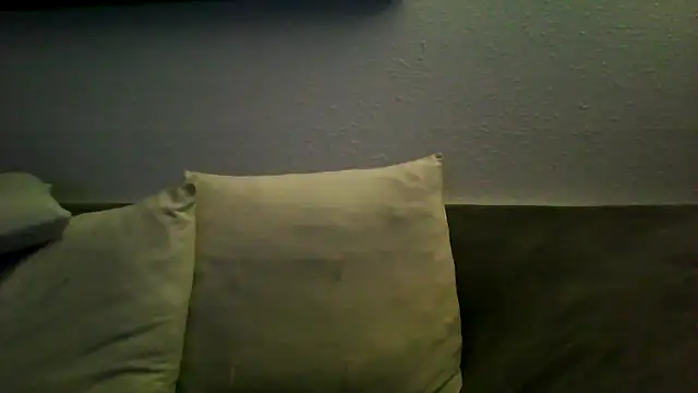 Snapshot of Soloyan chatting on September 2025 05:01:02 AM Soloyan online show from September 2025 05:01:02 AM