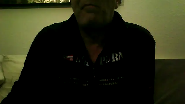 Snapshot of Soloyan chatting on September 2025 04:29:01 AM Soloyan online show from September 2025 04:29:01 AM