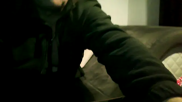 Soloyan online show from November 2025 10:34:02 PM