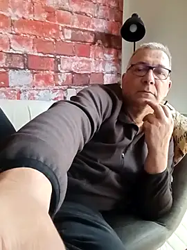 Soloyan online show from March 2026 03:38:02 PM