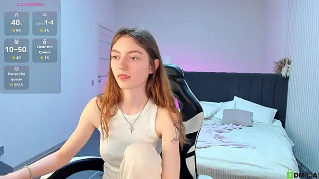 Snapshot of Valenora1 chatting on June 2026 11:19:05 AM Valenora1 online show from June 2026 11:19:05 AM