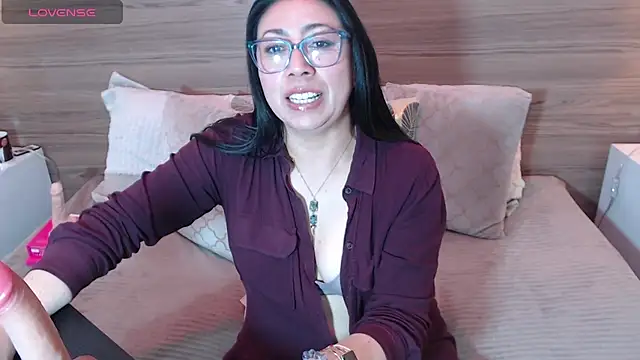 Snapshot of FranciscaVera chatting on July 2026 11:22:02 PM FranciscaVera online show from July 2026 11:22:02 PM