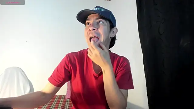 Snapshot of Piter_Drako chatting on June 2026 11:13:01 PM Piter Drako online show from June 2026 11:13:01 PM