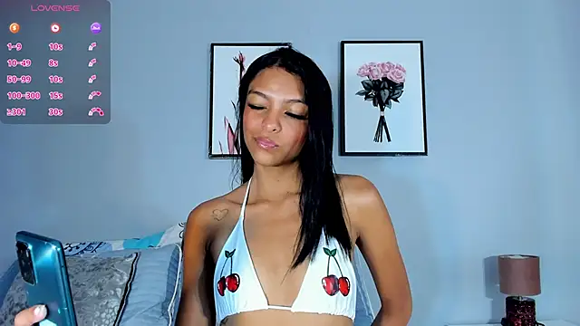Snapshot of Miaa_ZZ chatting on May 2026 12:23:02 PM Miaa ZZ online show from May 2026 12:23:02 PM