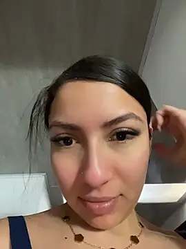 Snapshot of Julieth_ec chatting on July 2026 12:22:02 PM Julieth ec online show from July 2026 12:22:02 PM
