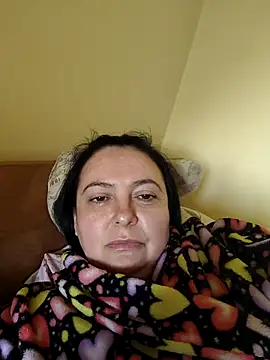 Snapshot of EmmaEmmy40 chatting on May 2026 10:10:01 AM EmmaEmmy40 online show from May 2026 10:10:01 AM
