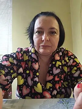 Snapshot of EmmaEmmy40 chatting on June 2026 03:25:01 PM EmmaEmmy40 online show from June 2026 03:25:01 PM