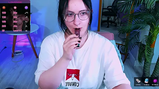 Snapshot of Ame_xCore chatting on July 2026 09:57:01 AM Ame xCore online show from July 2026 09:57:01 AM