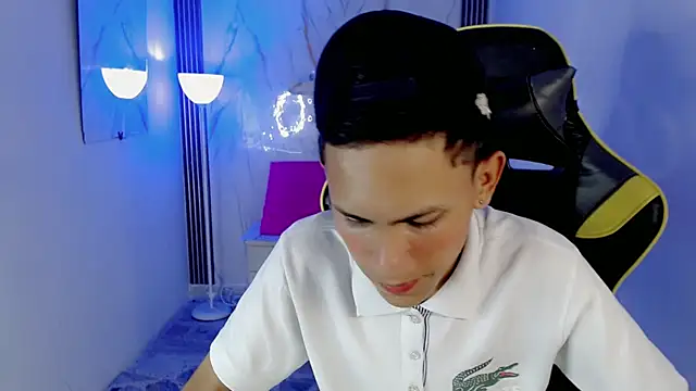 sombra 18 online show from July 2026 03:35:02 AM