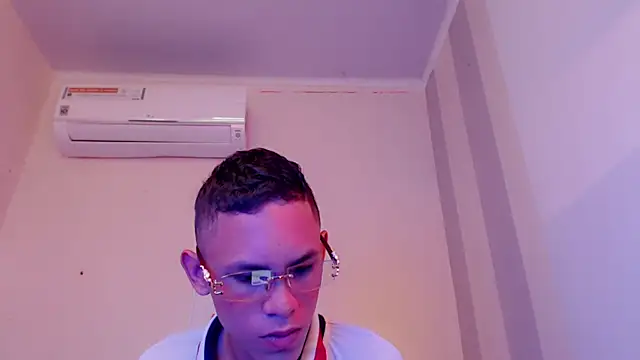 sombra 18 online show from August 2026 11:19:01 PM