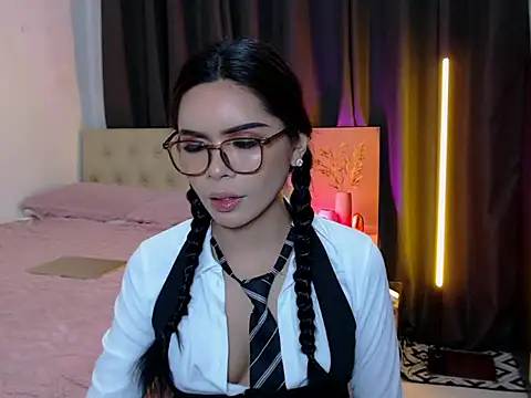Snapshot of Alexandra_Kenn chatting on July 2026 08:33:02 PM Alexandra Kenn online show from July 2026 08:33:02 PM