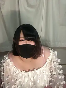Snapshot of shino_n642 chatting on May 2026 03:07:01 PM shino n642 online show from May 2026 03:07:01 PM