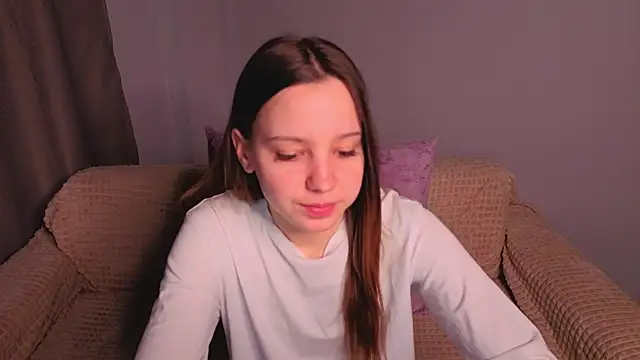Snapshot of lolytaberry chatting on June 2026 01:40:01 AM lolytaberry online show from June 2026 01:40:01 AM