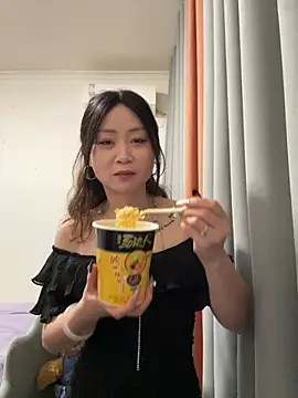 Snapshot of huihui_520 chatting on May 2026 07:04:01 AM huihui 520 online show from May 2026 07:04:01 AM