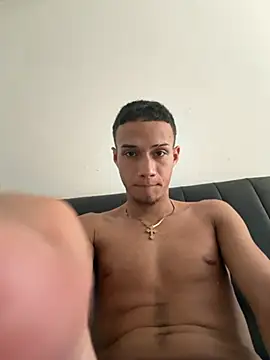 friends lust latin online show from July 2026 02:34:01 PM