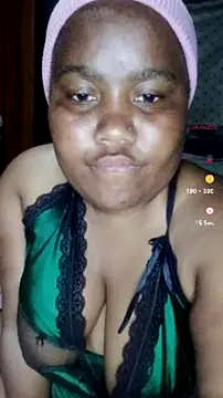 Snapshot of ChubbyMidgetxxx19 chatting on July 2026 06:01:02 PM ChubbyMidgetxxx19 online show from July 2026 06:01:02 PM