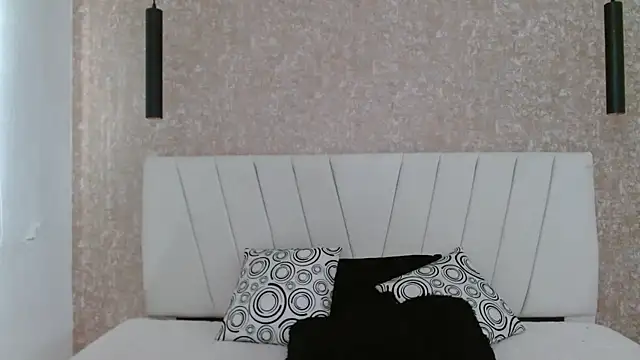 Snapshot of AliceSmity__ chatting on May 2026 12:03:02 PM AliceSmity online show from May 2026 12:03:02 PM