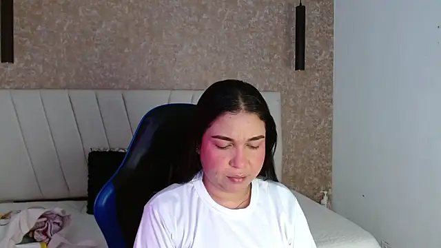 AliceSmity   online show from June 2026 12:36:02 PM