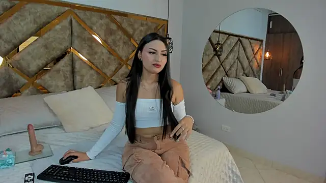Snapshot of Tink_fox chatting on July 2026 02:40:02 AM Tink fox online show from July 2026 02:40:02 AM